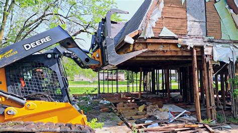 how to demo a house with a skid steer|Tearing Down a House with a Skid Steer .